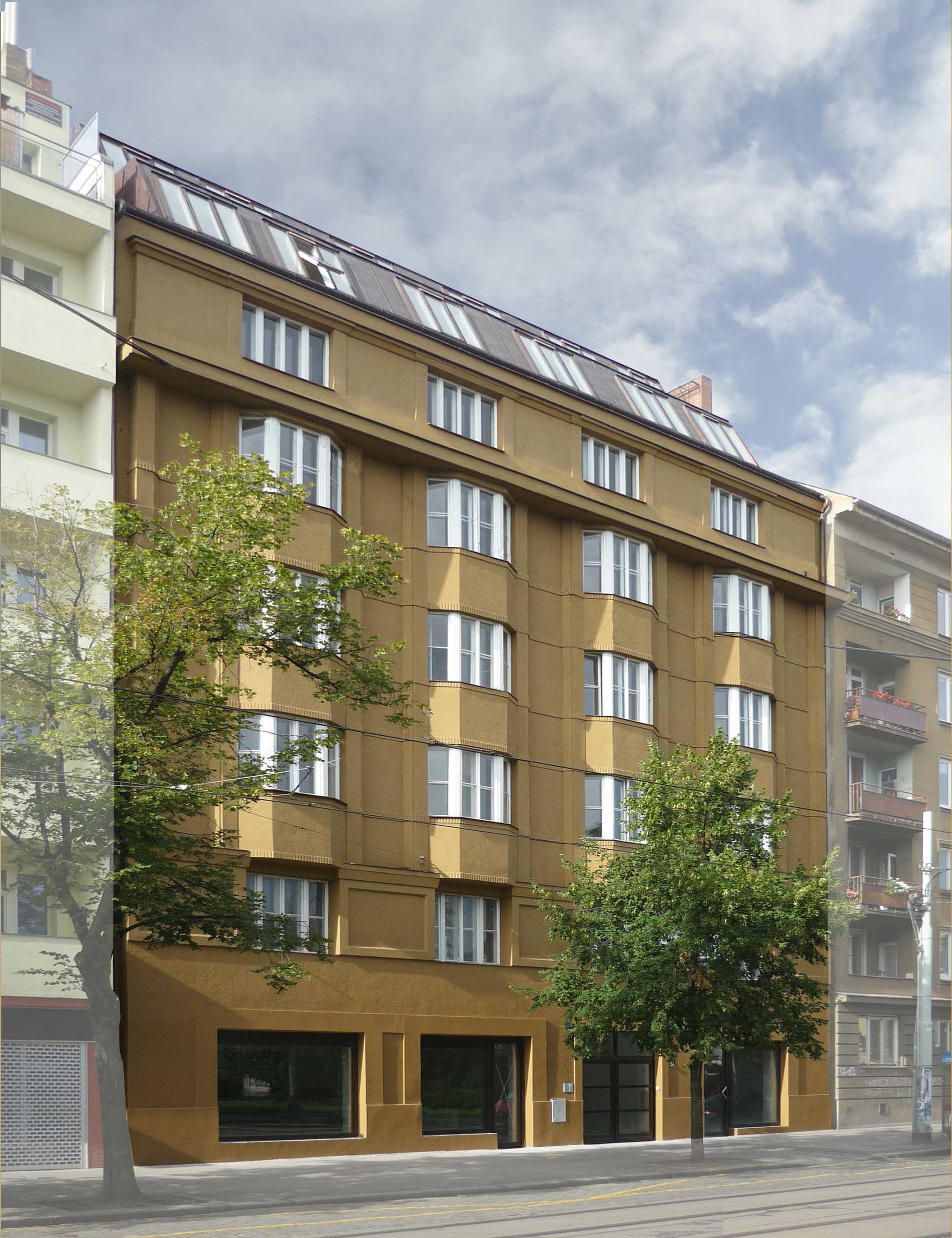 ORTENOVO NÁMĚSTÍ 1321/29